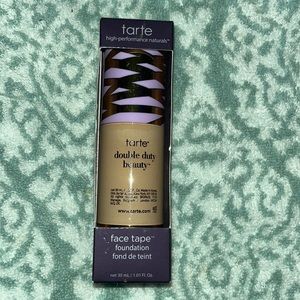 NWT- 27S light medium sand Tarte Face Tape Foundation